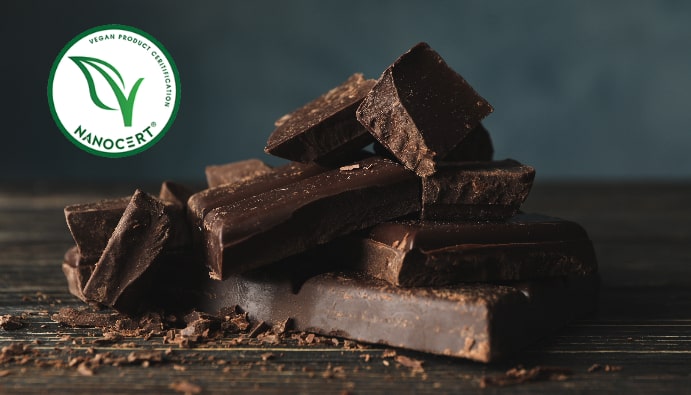 E153 Karbon Qara Vegandır?